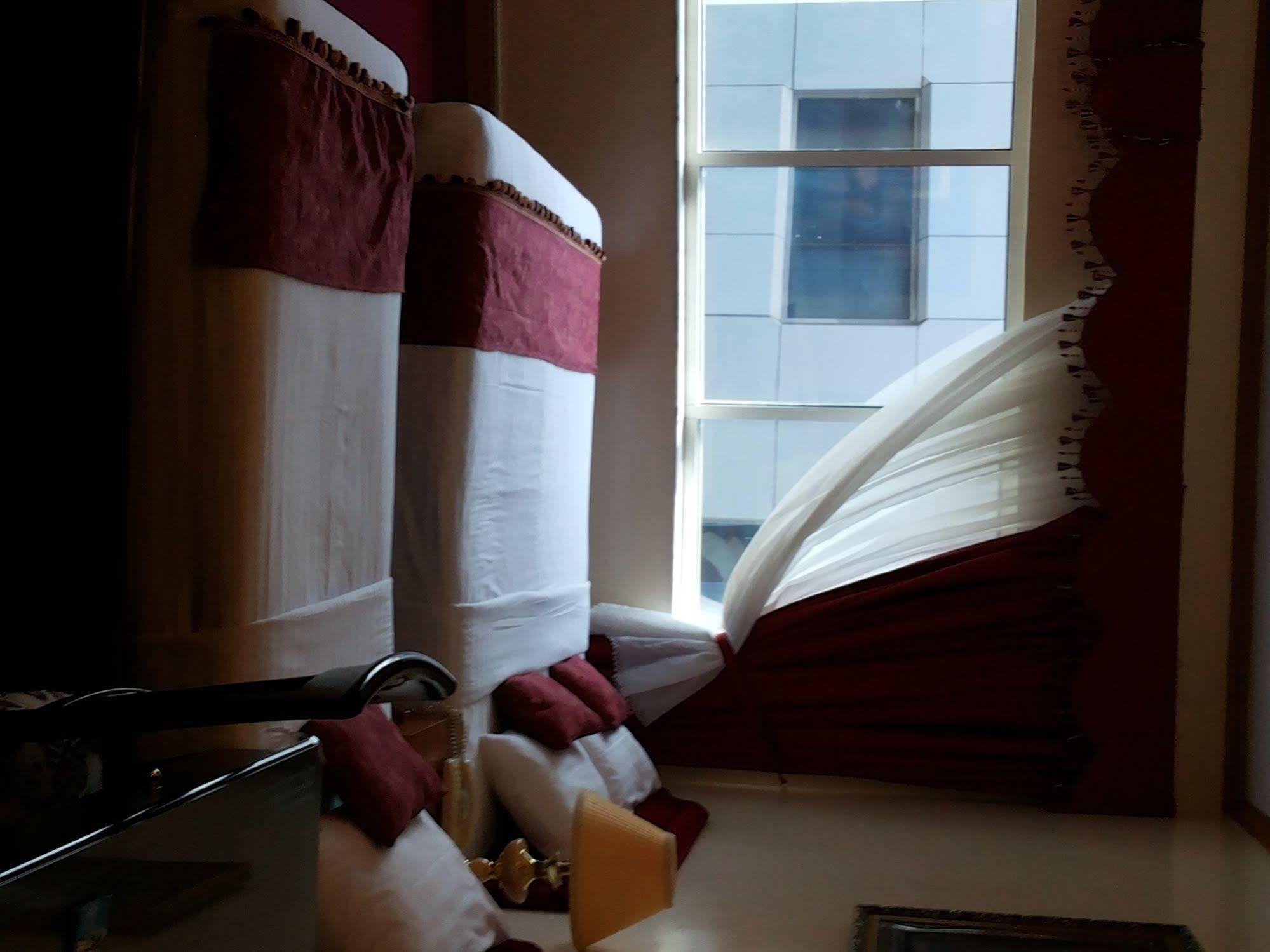 Kings Square Hotel Llc ドバイ エクステリア 写真